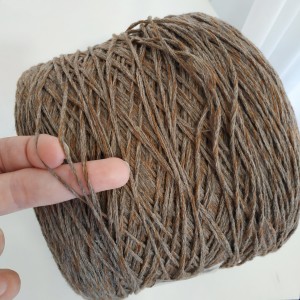 Прежда кофяв цвят 100% Cashmere