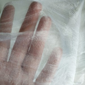 Маргиланска естественна коприна, 90см широчина, 1м Маргиланска естественна коприна, 90см широчина, 1м