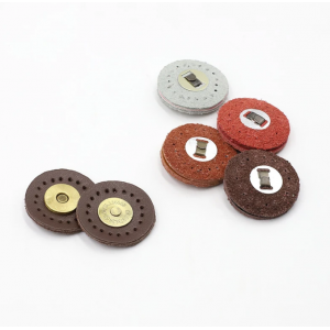 Кожени закопчалки тип магнит ( еко кожа). Кожени закопчалки тип магнит ( еко кожа).