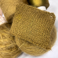 Уникален микс от две италиански прежди цвят Khaki Уникален микс от две италиански прежди цвят Khaki