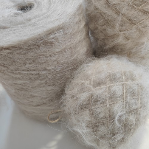 Прежда мохер Бежев Прежда мохер Бежев