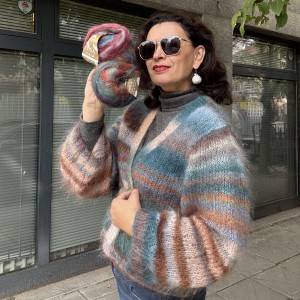 Дамско плетено сако "Класика" Дамско плетено сако "Класика"