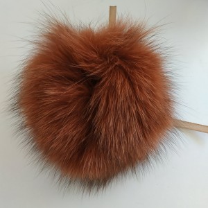 Помпон цвят тухла 8-10 cm Помпон цвят тухла 8-10 cm