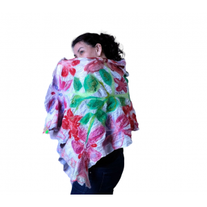 Плъстен шал "Миризмата на цветя" Плъстен шал "Миризмата на цветя"