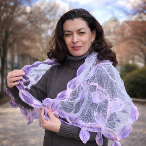 Луксозен дамски шал "Illusion" Луксозен дамски шал "Illusion"