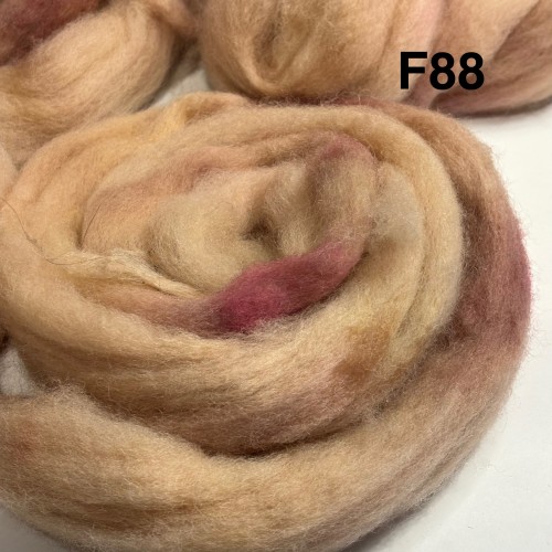 Топс вълна 28-30 мic, 50 g. . F88 Топс вълна 28-30 мic, 50 g. . F88