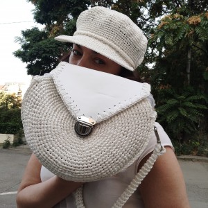 Чанта от естествена кожа  "Бяла нежност"