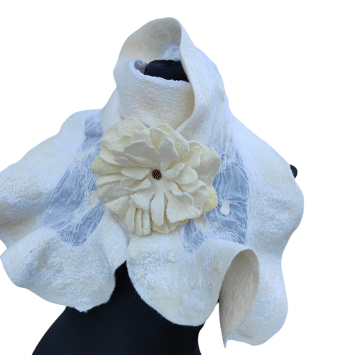 Копринен шал "Вятър" Копринен шал "Вятър"