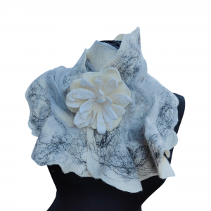 Шал "Сиво небето" Шал "Сиво небето"