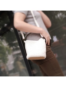 Как да си изплетете лесна и красива чанта на една кука