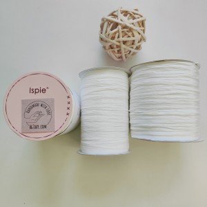 Прежда рафия Ispie 100% вискоза цвят White Прежда рафия Ispie 100% вискоза цвят White