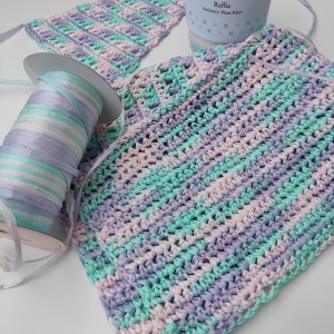 Прежда рафия 100% вискоза, цвят Spring Garden Прежда рафия 100% вискоза, цвят Spring Garden