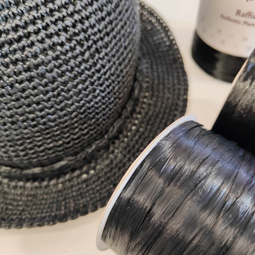 Прежда рафия Ispie 100% вискоза цвят Black Прежда рафия Ispie 100% вискоза цвят Black