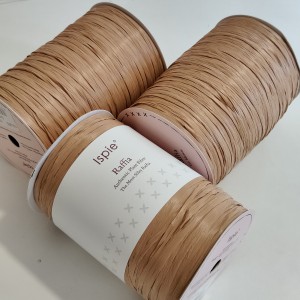 Прежда рафия 100% вискоза, цвят Grain 187 Прежда рафия 100% вискоза, цвят Grain 187