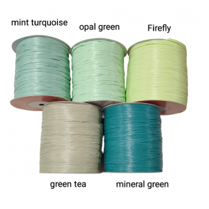 Прежда рафия 100% вискоза, цвят Opal green Прежда рафия 100% вискоза, цвят Opal green