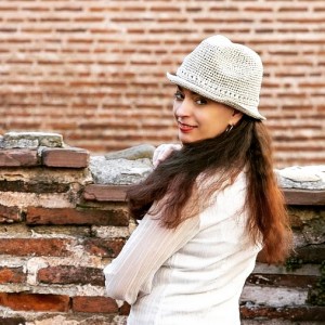 Шапка "Бяла мъгла" Шапка "Бяла мъгла"