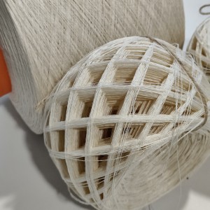 Прежда лен, бял цвят ( Италия) Прежда лен, бял цвят ( Италия)