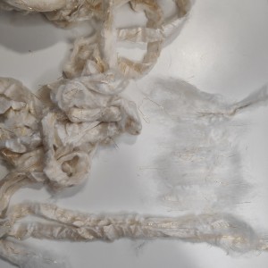 Коприна Сари, 14гр цвят бял Коприна Сари, 14гр цвят бял