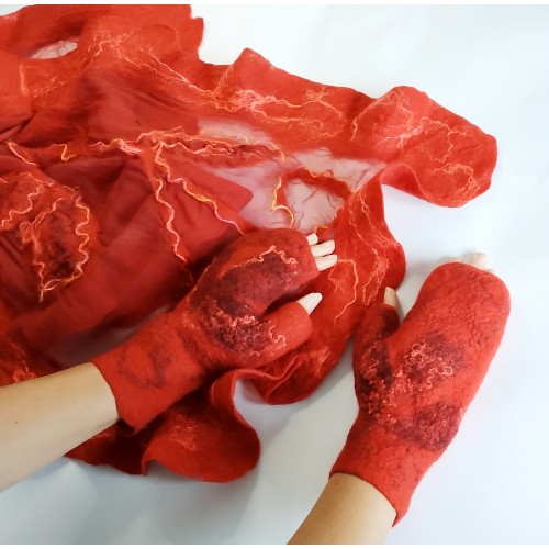 Ръкавици "Миризмата на цветя"