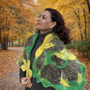 Дамски шал " Зелено слънце" Дамски шал " Зелено слънце"