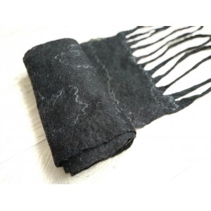 Плъстен шал "Черен" Плъстен шал "Черен"