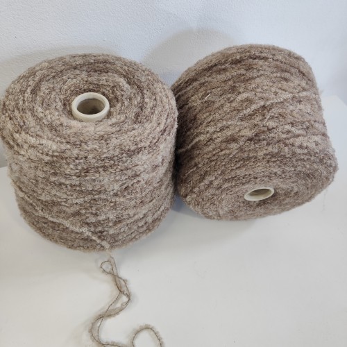 Прежда букле микс кофяв Прежда букле микс кофяв